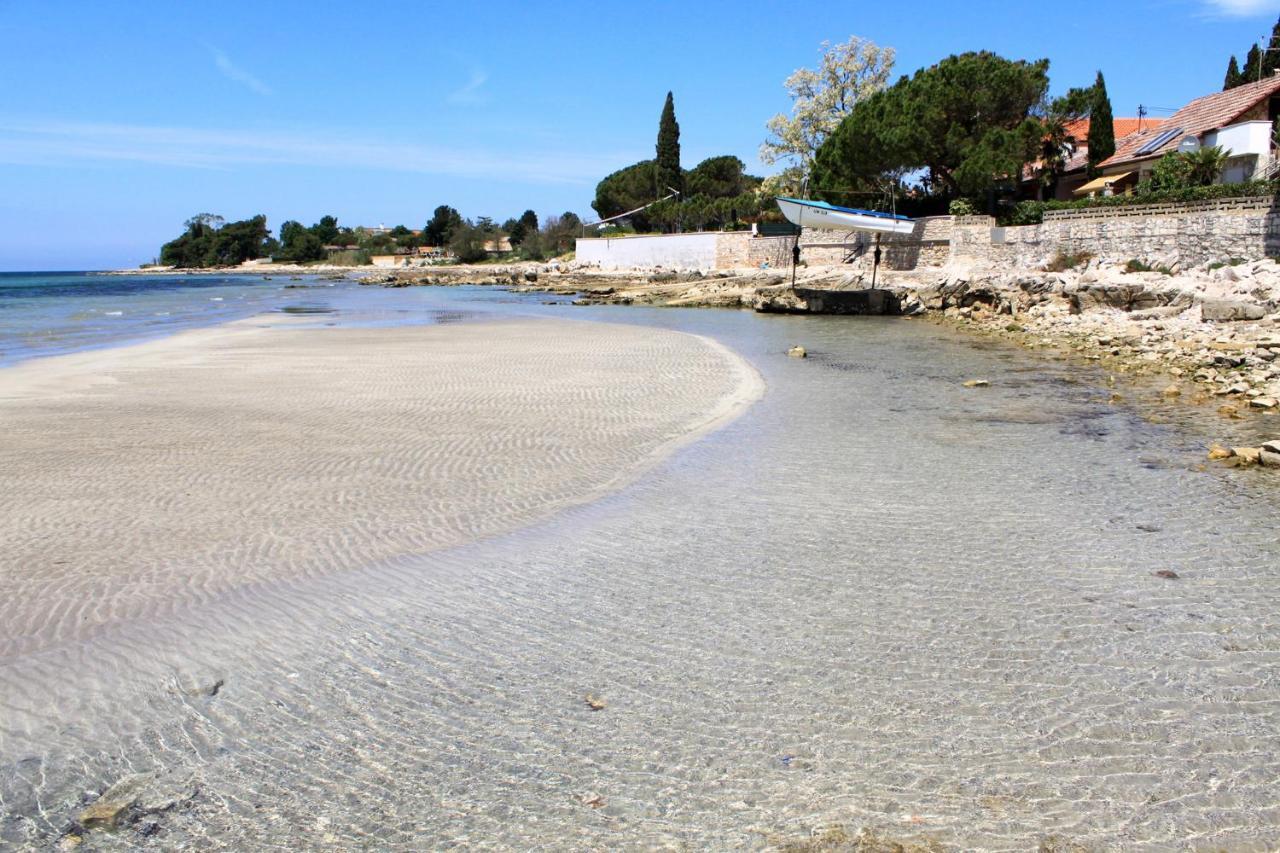 Apartments By The Sea Zambratija, Umag - 2557 ภายนอก รูปภาพ