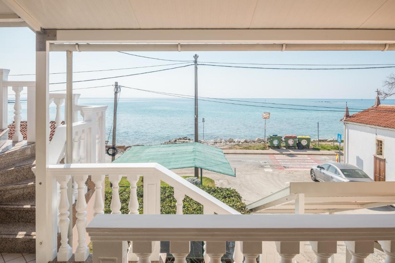 Apartments By The Sea Zambratija, Umag - 2557 ภายนอก รูปภาพ