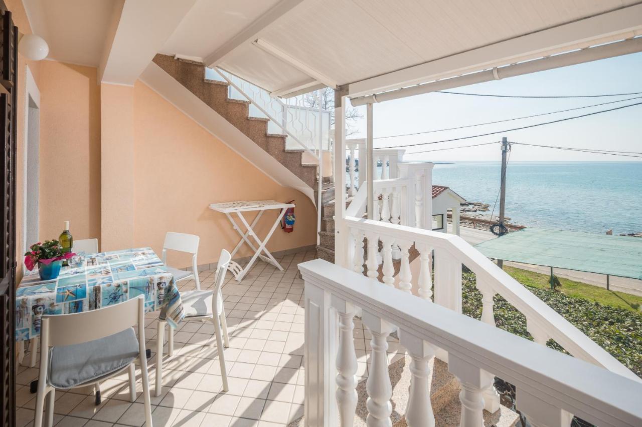 Apartments By The Sea Zambratija, Umag - 2557 ภายนอก รูปภาพ